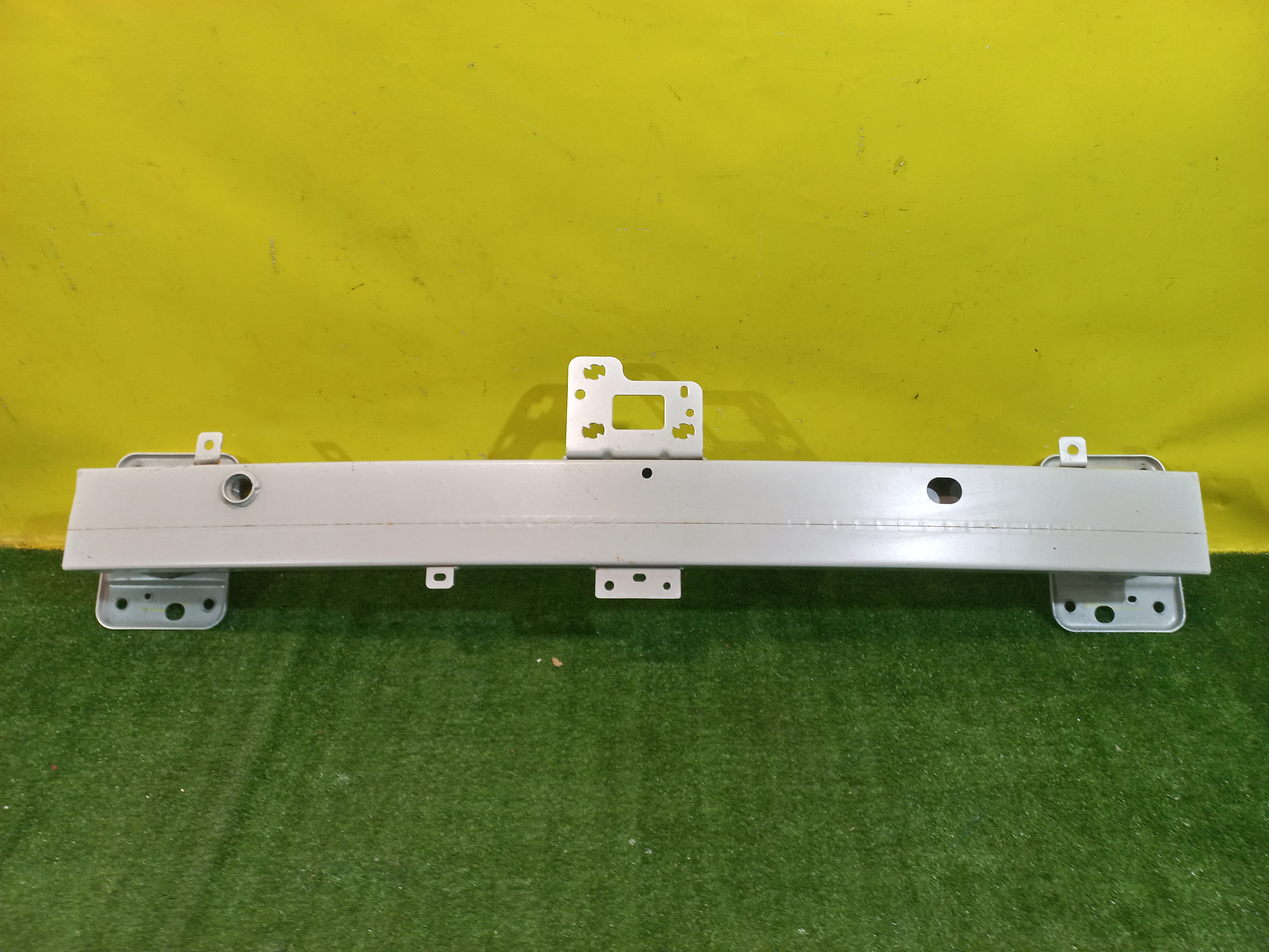 Changan CS 35 Plus 2018 для Усилитель переднего бампера