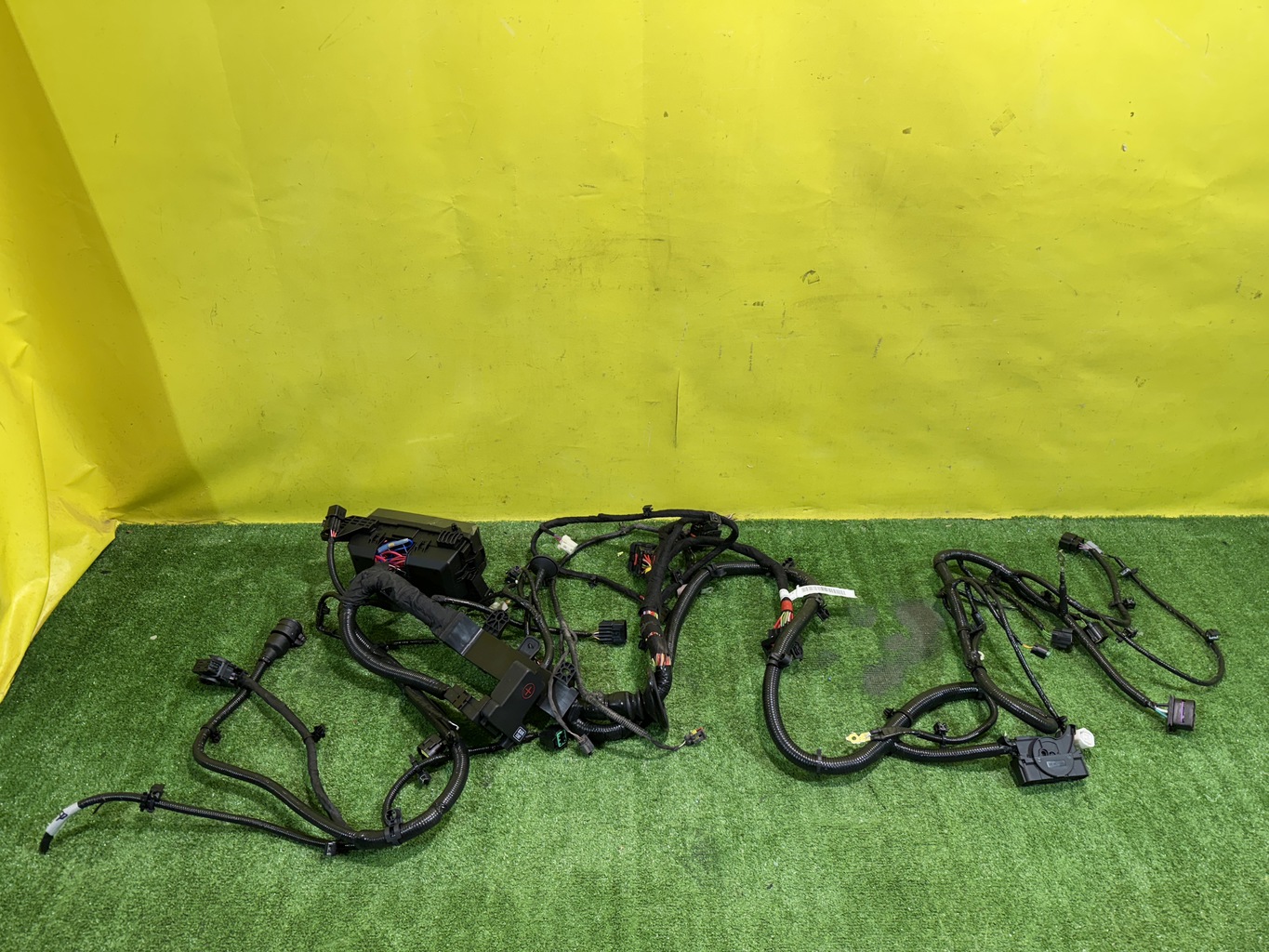 МОСКВИЧ  3 2022 для Проводка (коса)