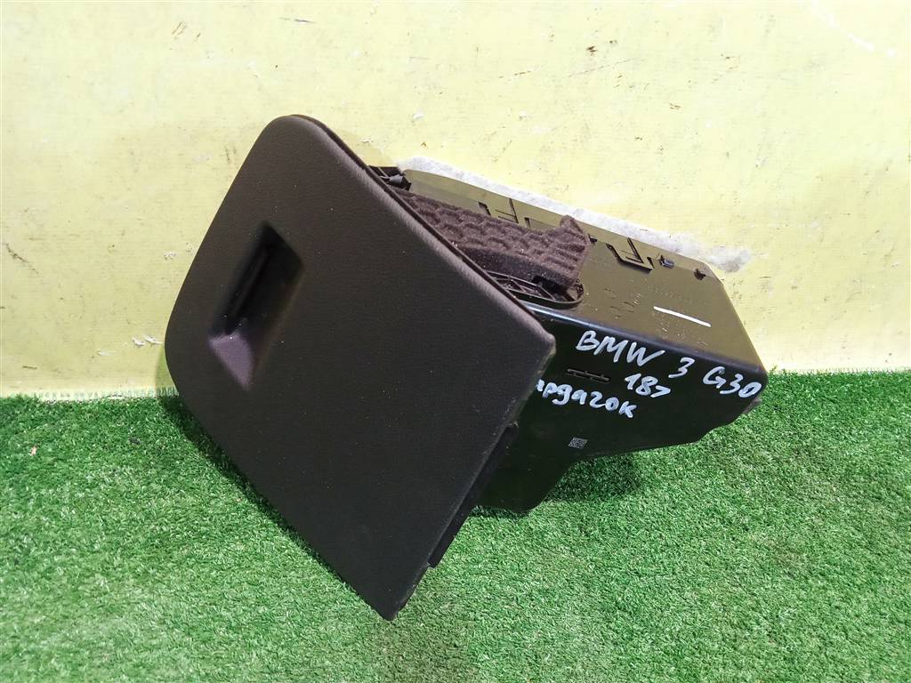 BMW 3 G20 2019 для Бардачок