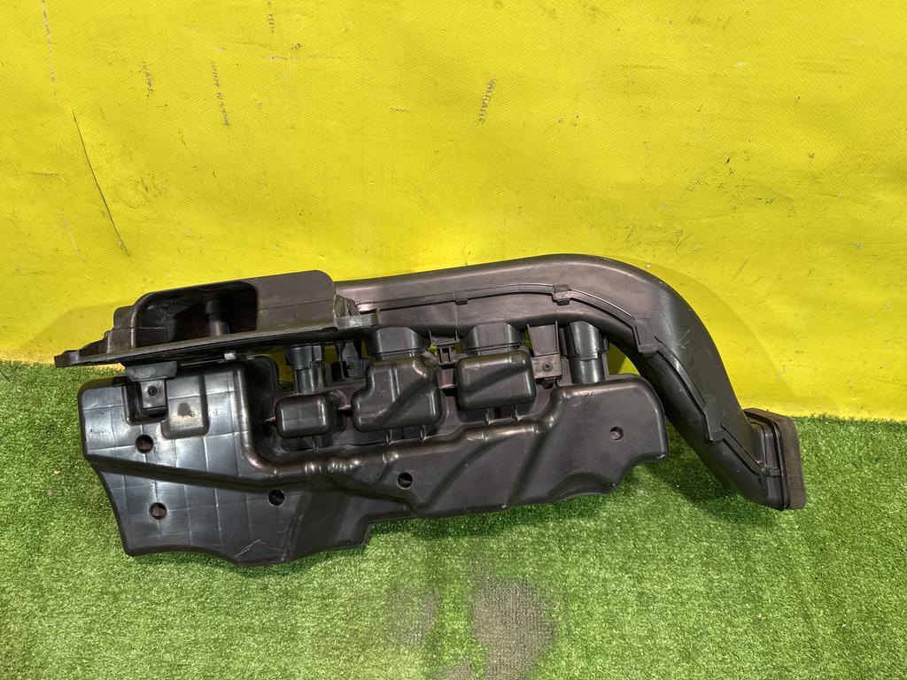 Toyota Camry V70 2017 для Резонатор воздушного фильтра