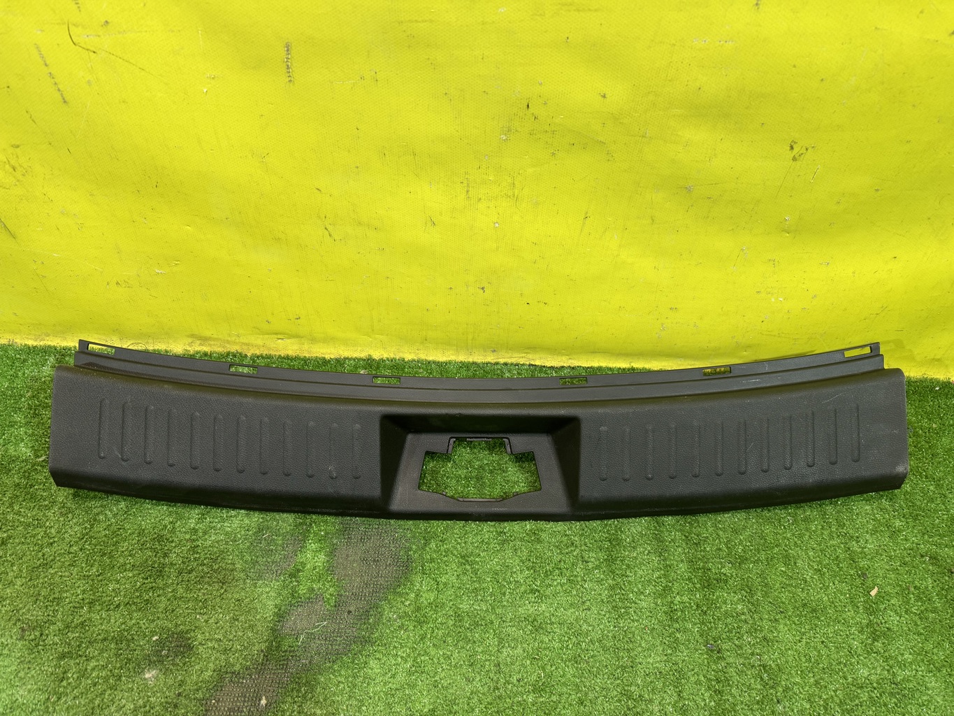 Chery Tiggo 8 Pro 2021 для Накладка замка багажника