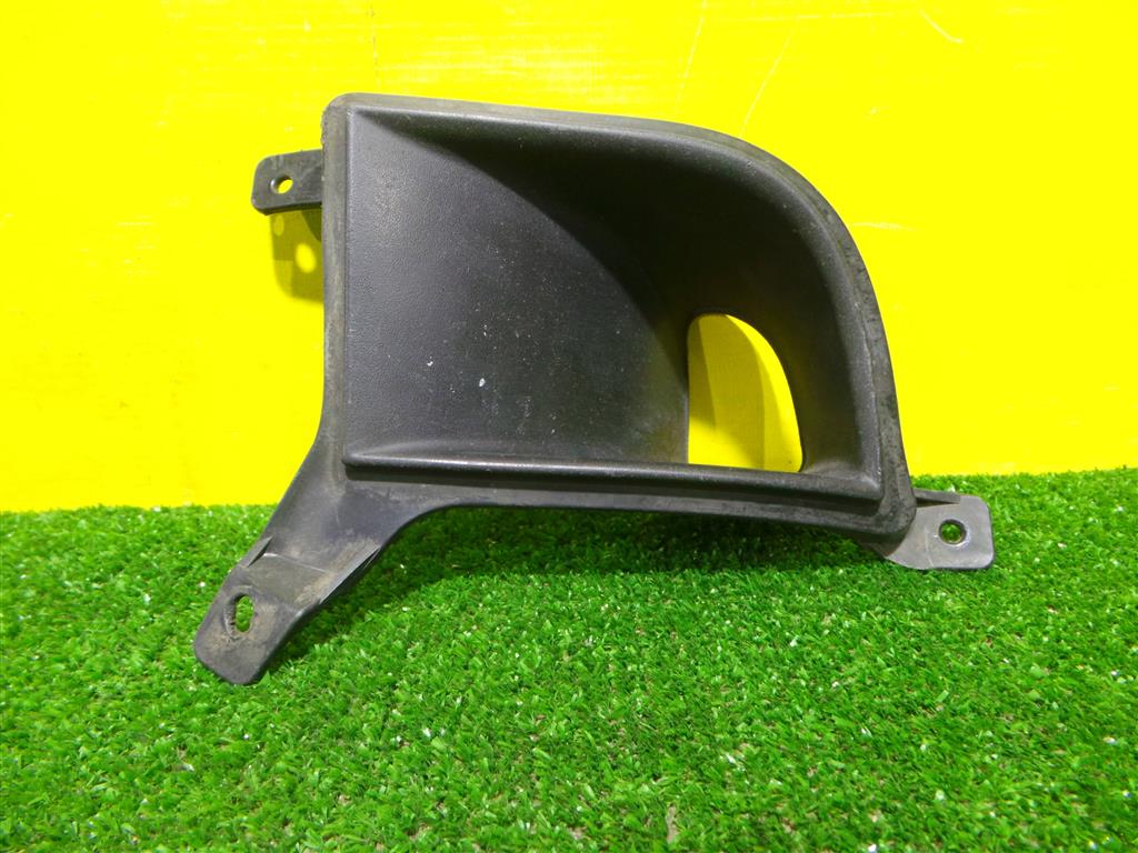 Chevrolet Lacetti 2004 для Решетка в бампер левая