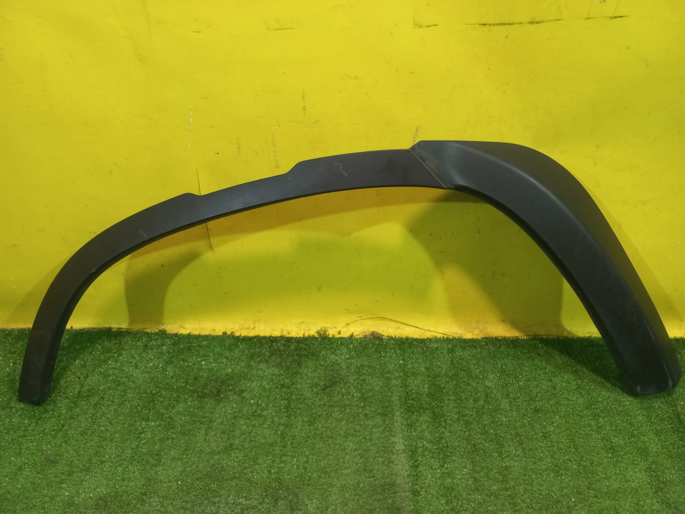 Land Rover Defender (110) 2019 для Арка заднего крыла правая