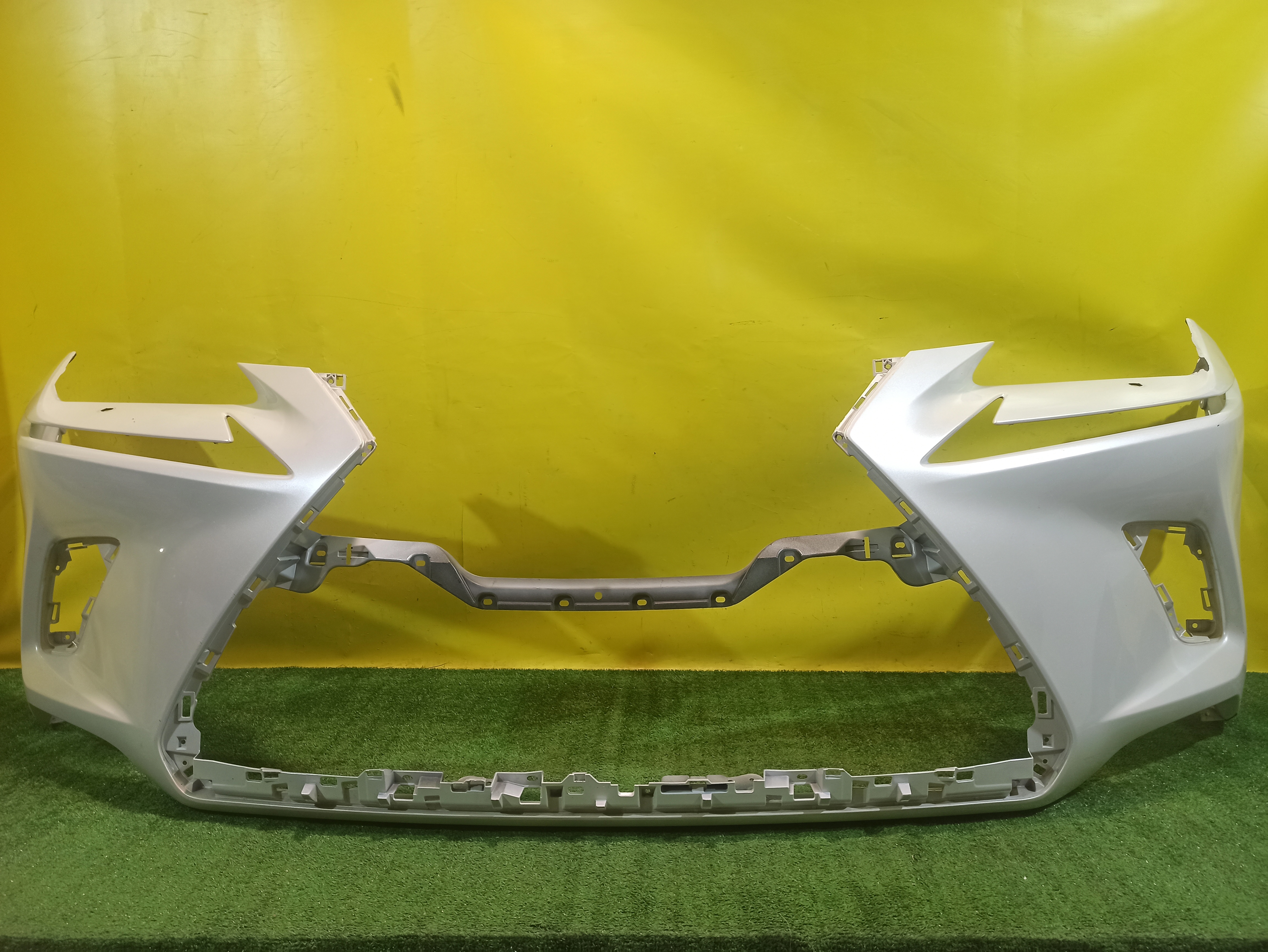 Lexus NX 2017 для Бампер передний