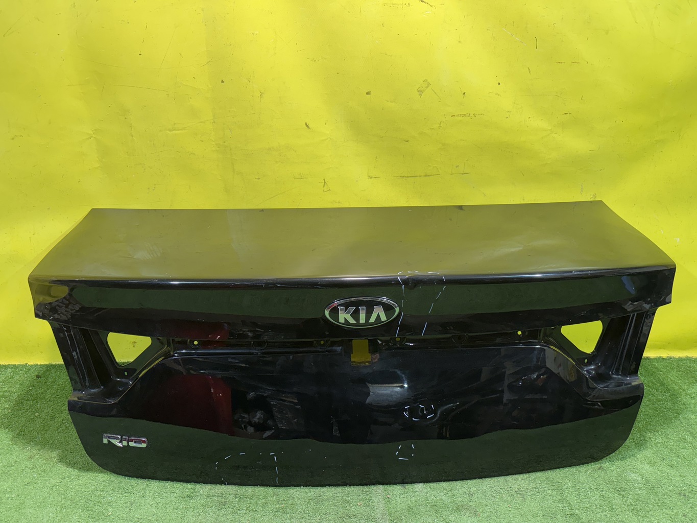 Kia RIO 4 FB 2017 для Крышка багажника