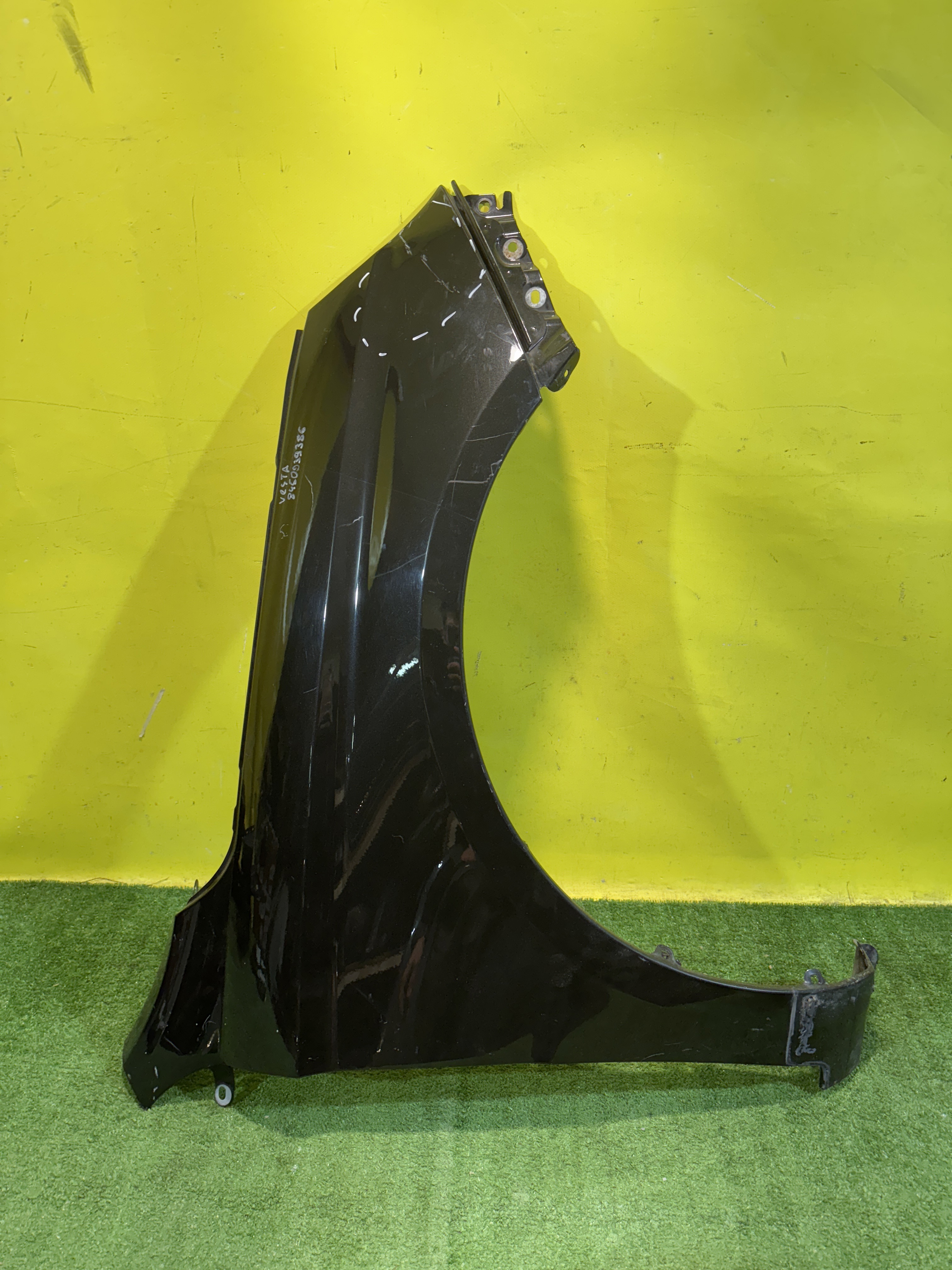 Lada Vesta 2015- для Крыло переднее правое