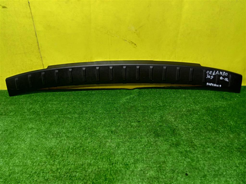 Chevrolet Orlando 2009 для Накладка заднего бампера