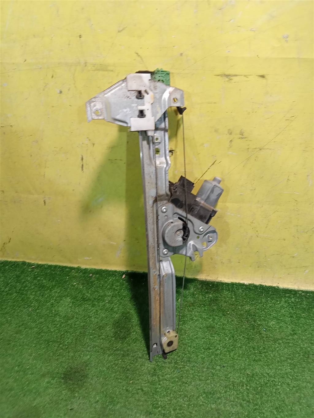 Peugeot 308 2007 для Стеклоподъемник электр. передний левый