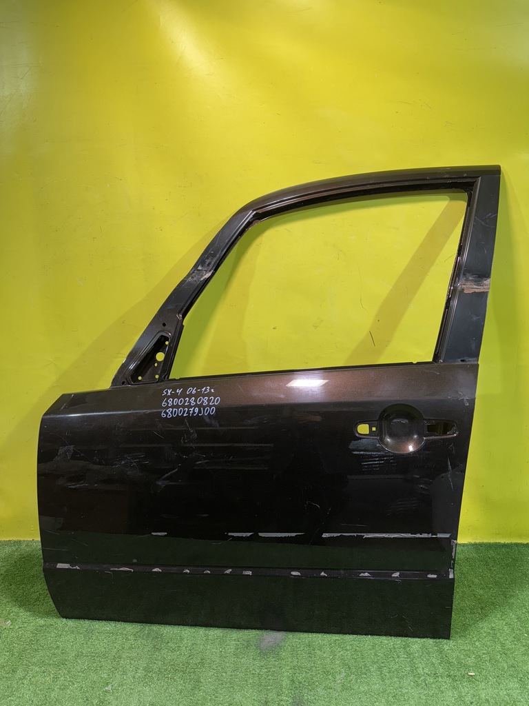 Suzuki SX4 2006 для Дверь передняя левая