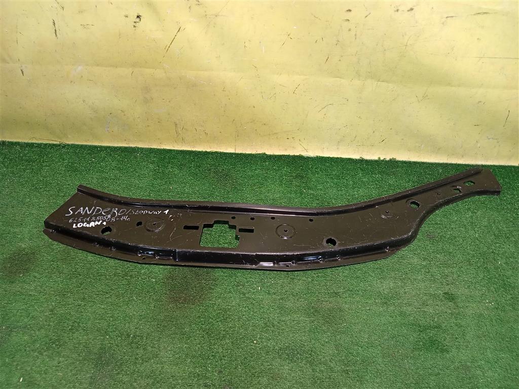 Renault Sandero 2009 для Элемент передней панели