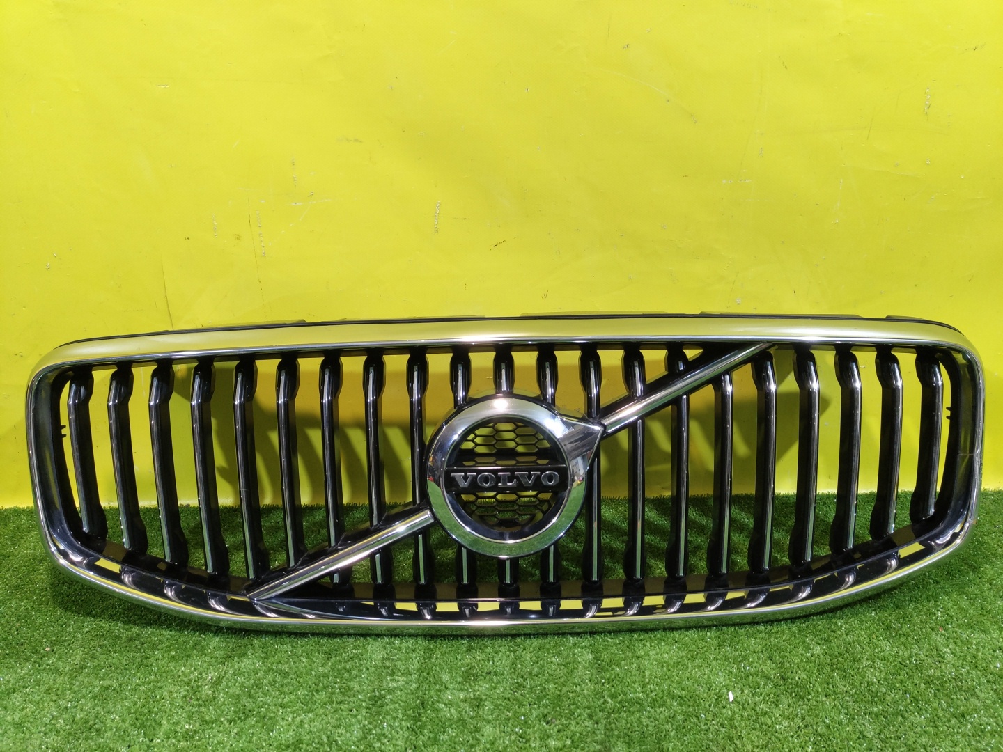 Volvo XC60 2017 для Решетка радиатора