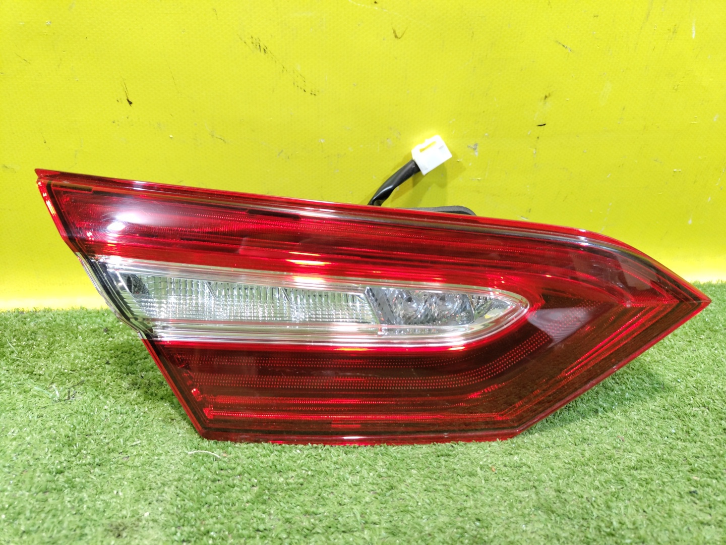 Toyota Camry V70 2017 для Фонарь задний внутренний левый