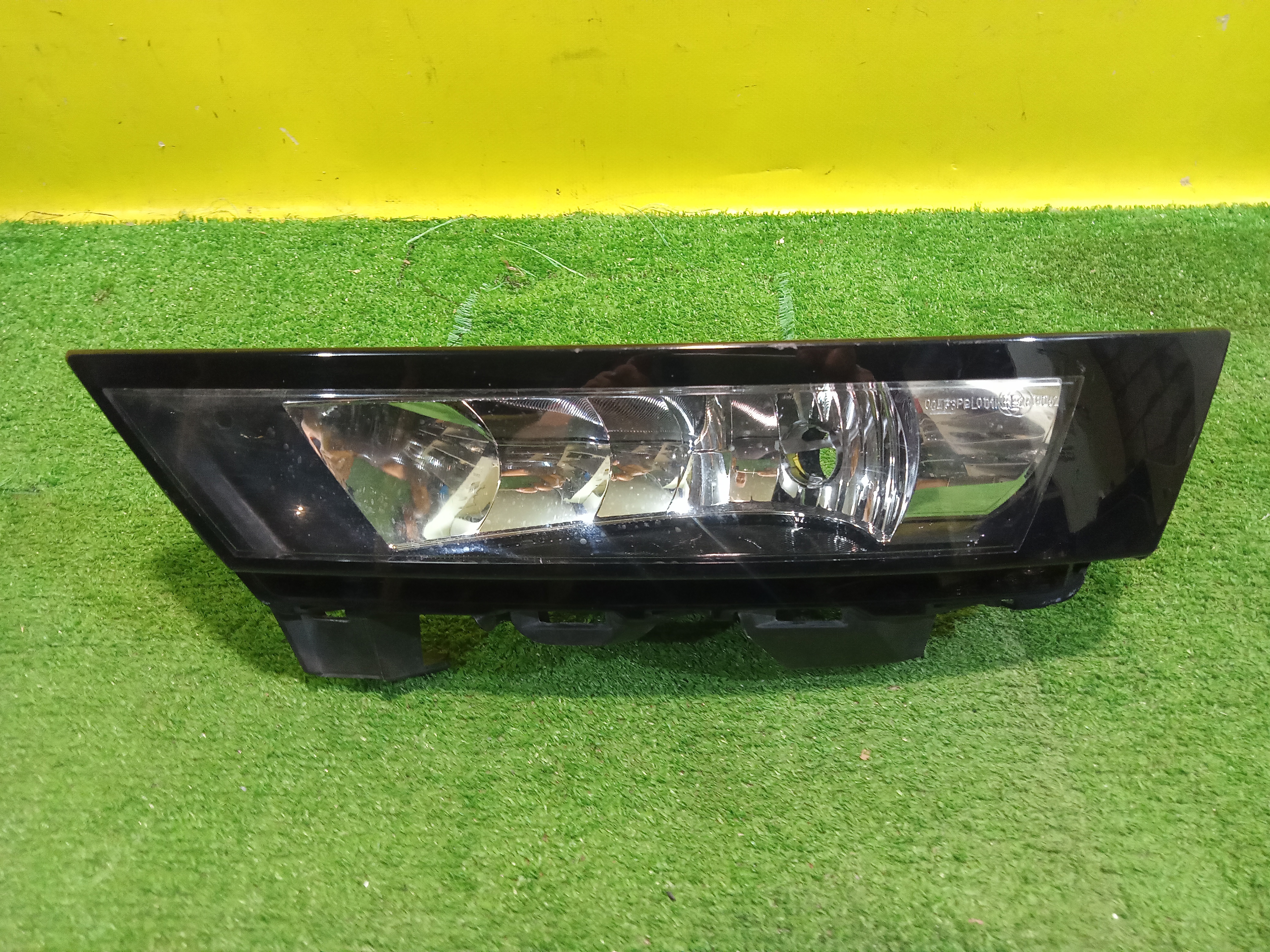 Skoda  Rapid 2017 для Фара противотуманная левая