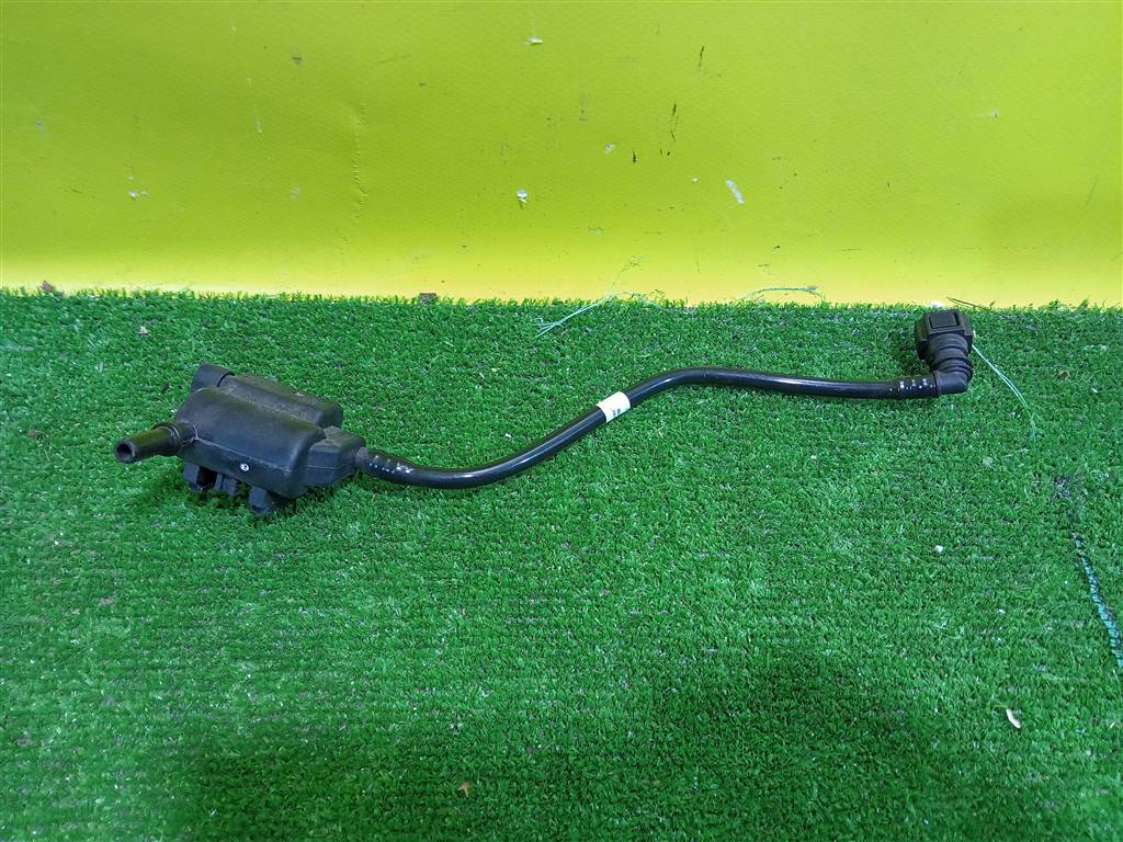 Lada Granta 2011- для Клапан вентиляции топливного бака