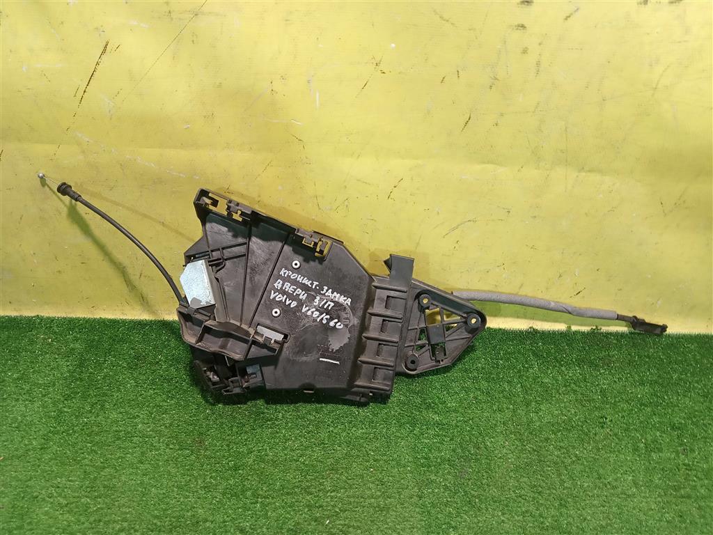 Volvo S60 2010 для Замок двери задней правой