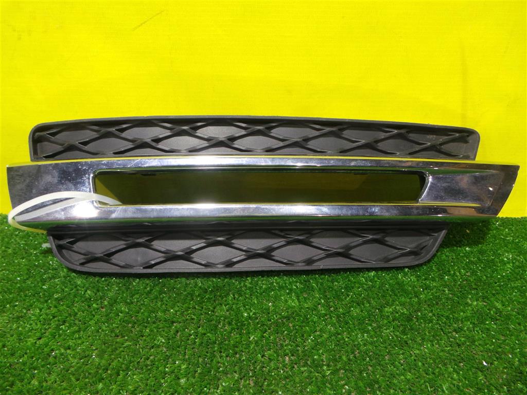 MERСEDES BENZ GL-Class (X166) 2012 для Решетка в бампер правая
