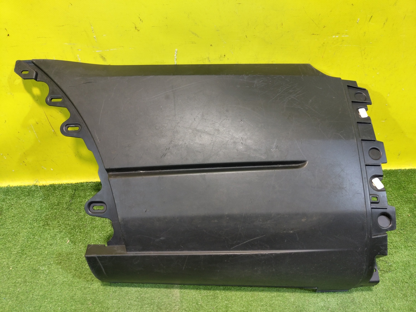 Ford Transit 2014> для Накладка заднего бампера левая