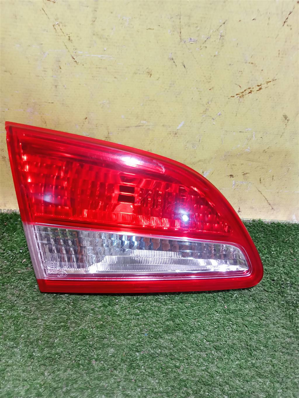 Nissan Almera (G15) 2013 для Фонарь задний внутренний левый