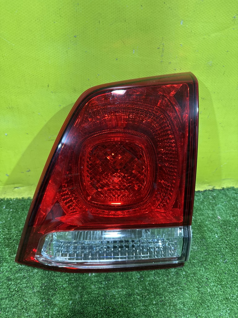 Toyota Land Cruiser (200) 2007 для Фонарь задний внутренний правый