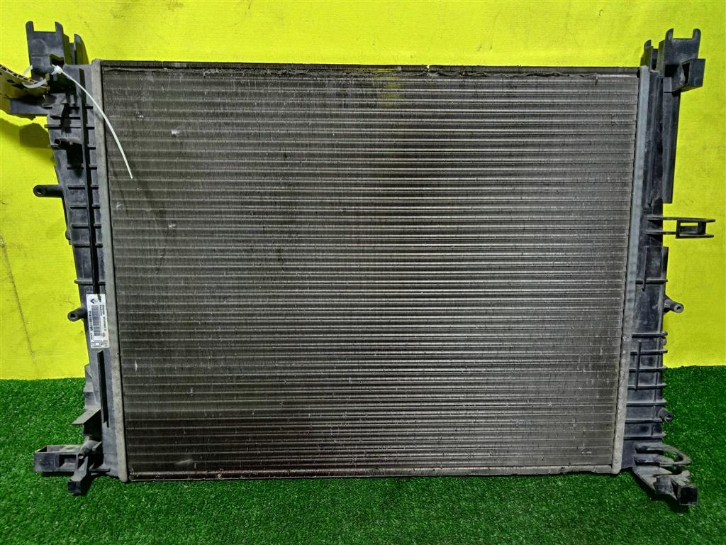 Renault Logan II 2014 для Радиатор основной