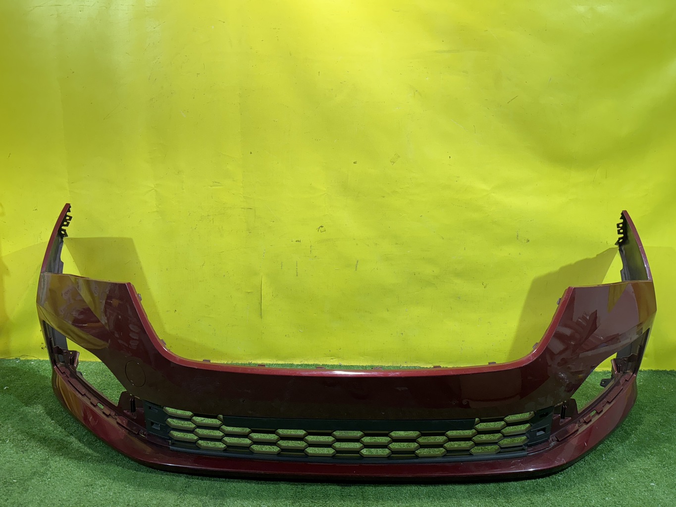 Skoda  Rapid 2019 для Бампер передний