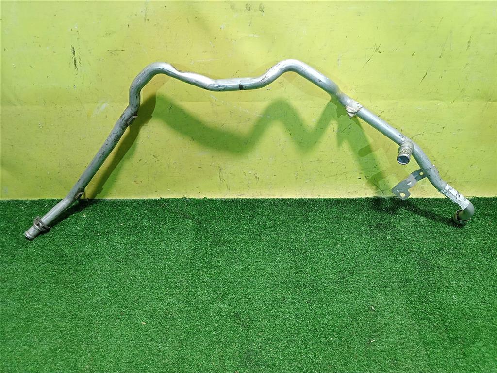 Audi A8 4H (D4) 2009  для Трубка системы охлаждения