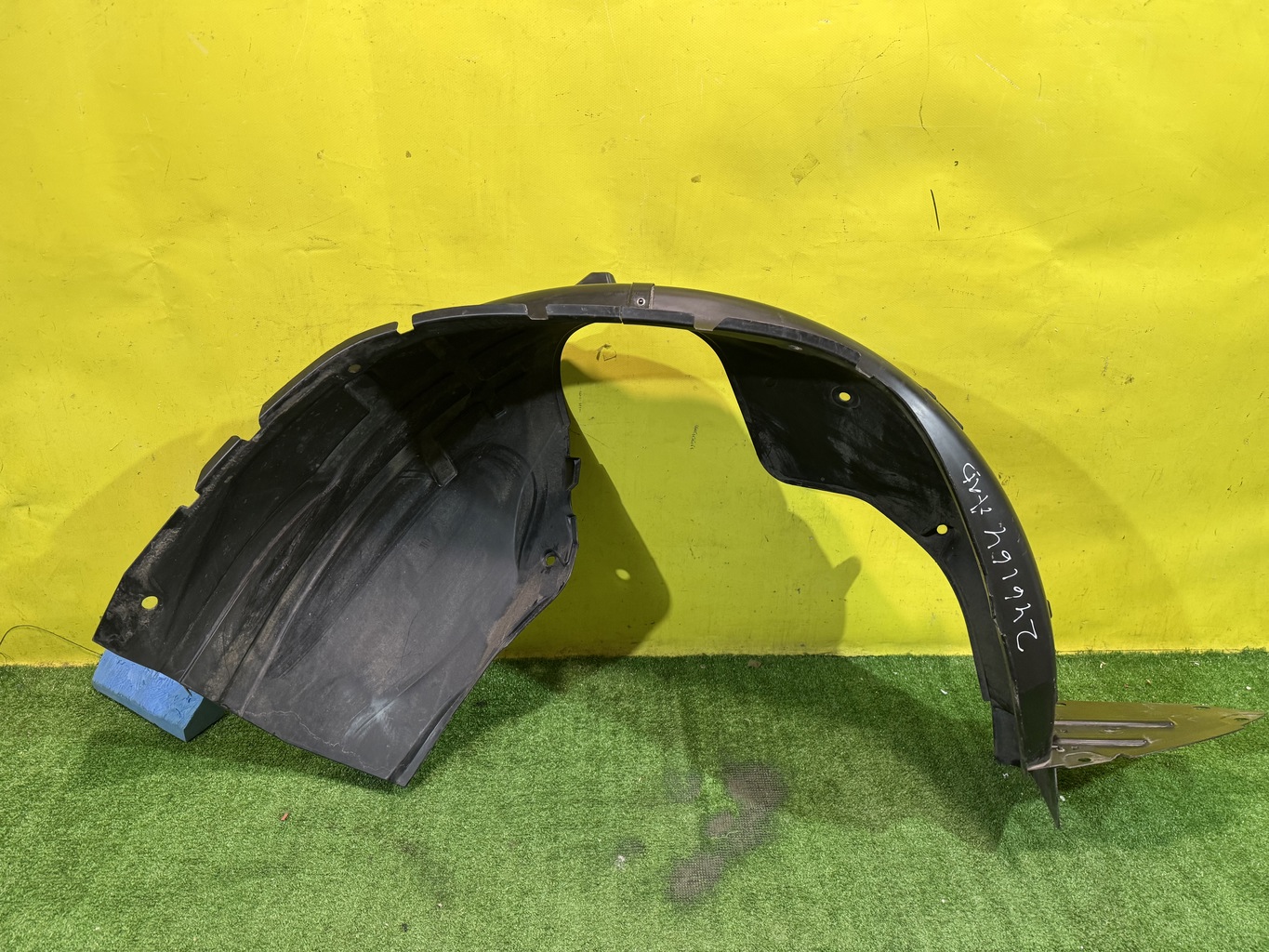 Changan CS 35 Plus 2021 для Локер передний правый