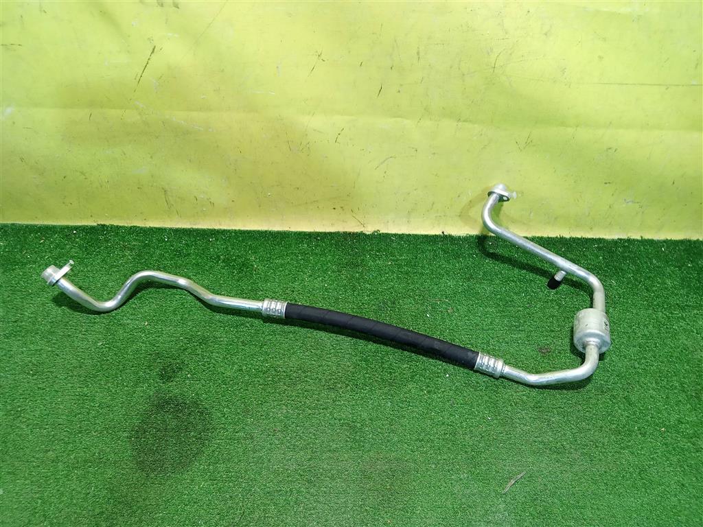 Renault Duster 2010 для Трубка кондиционера