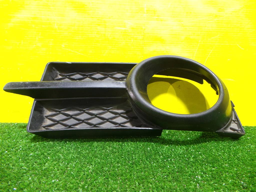 Chevrolet Aveo (T250) 2005 для Решетка в бампер левая