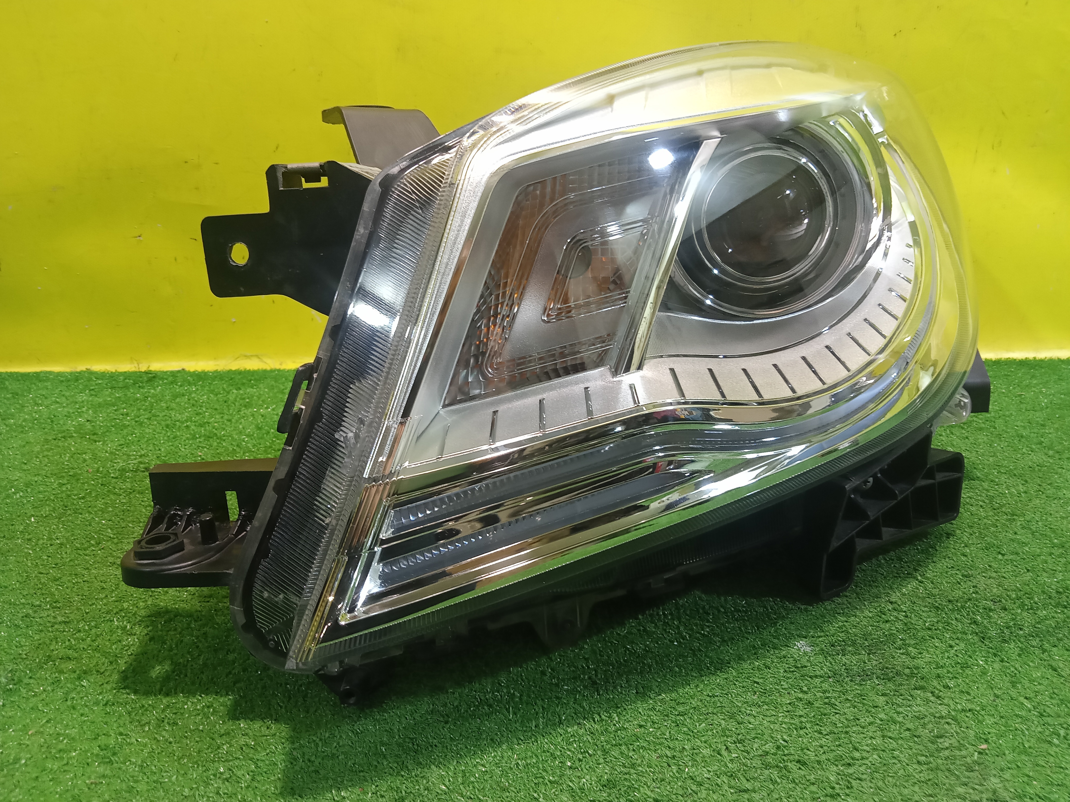 Haval (Хавал) H9 2015  для Фара левая LED