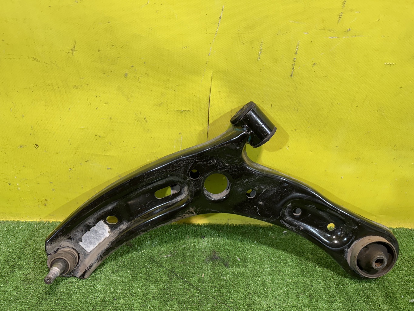 Haval (Хавал) Jolion 2020 для Рычаг передний левый