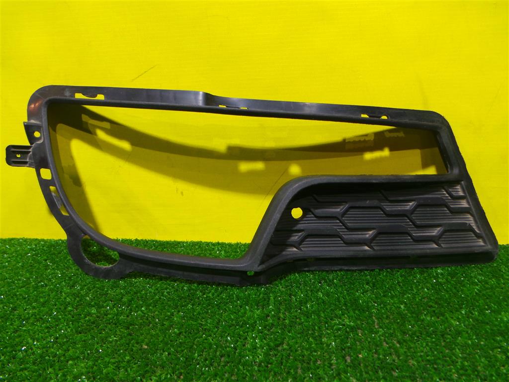 Kia Cerato 2 TD 2009 для Решетка в бампер левая