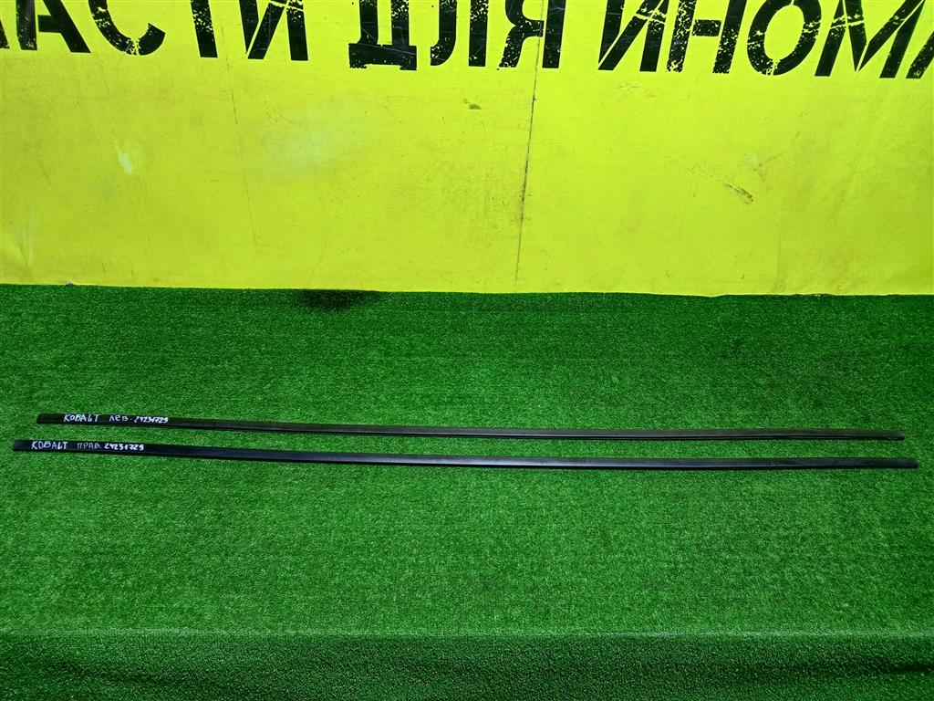 Chevrolet Cobalt 2013  для Молдинги крыши