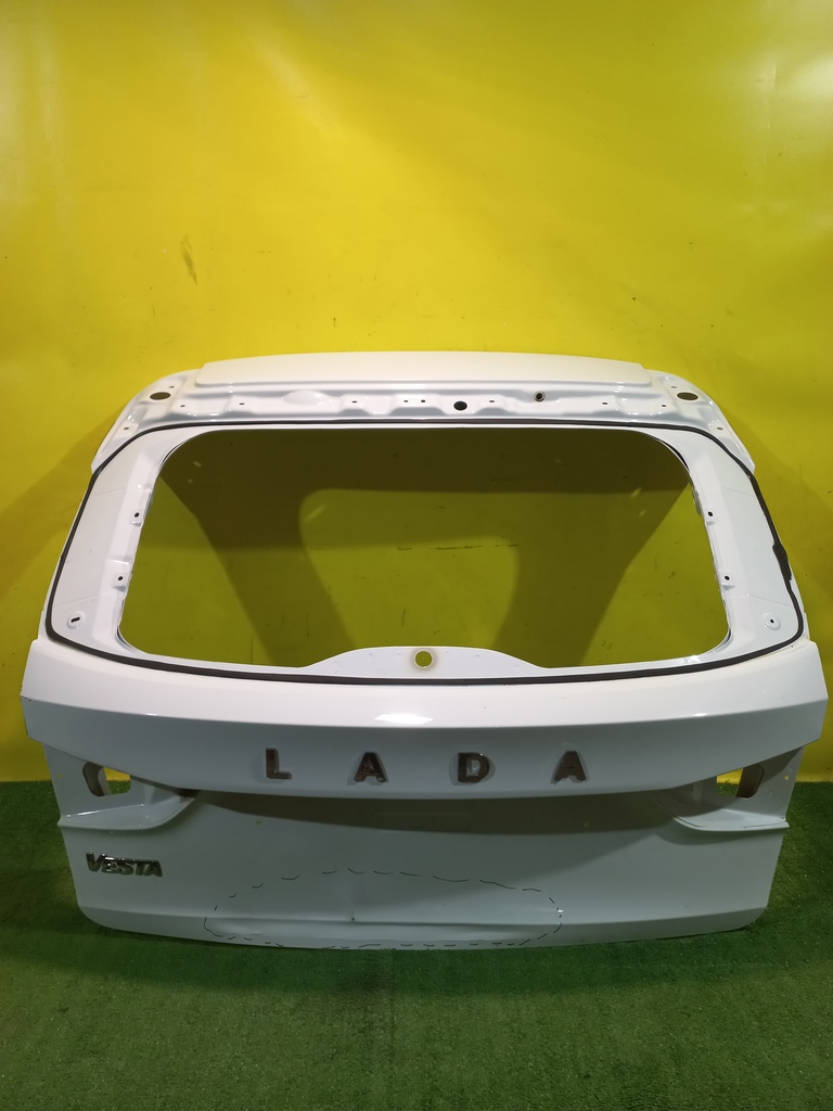 Lada Vesta NG 2022- для Дверь багажника