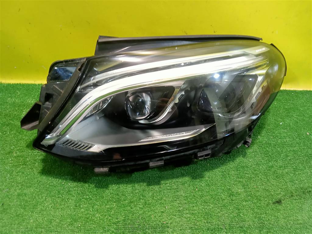 MERСEDES BENZ GLE-Class (W166) 2015 для Фара левая LED