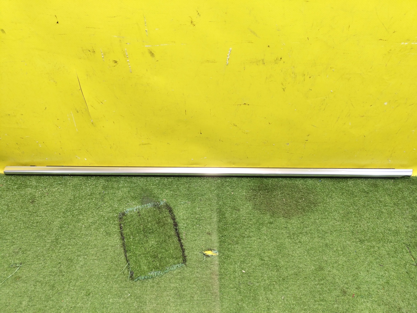 Tank 500 2021 для Молдинг стекла