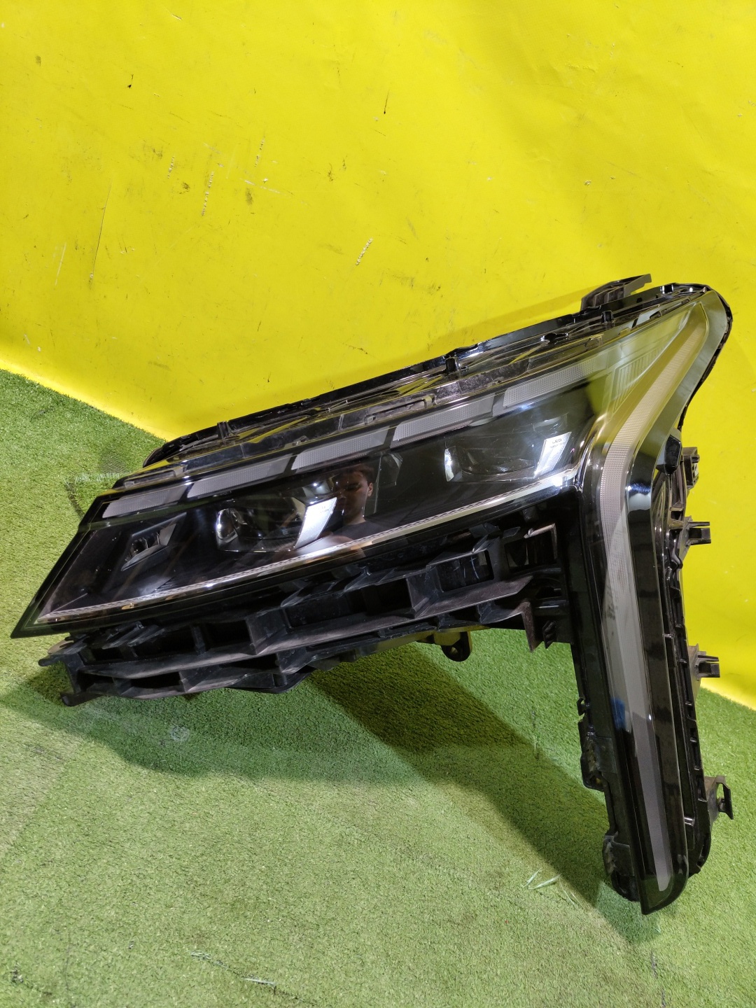 Chery Exeed RX 2022 для Фара левая LED