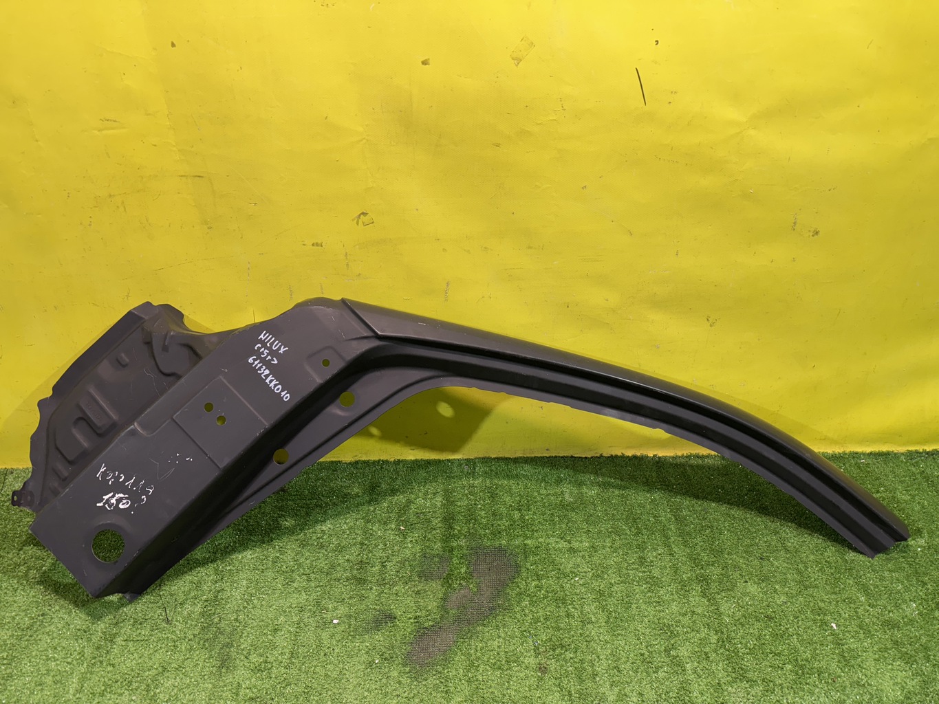 Toyota Hilux Pick Up 2015 для Стойка кузова