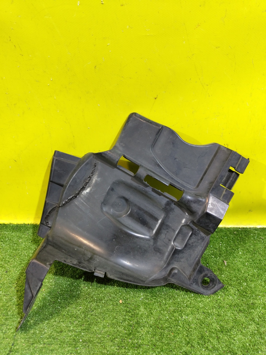 Renault Logan II 2014 для Пыльник двигателя