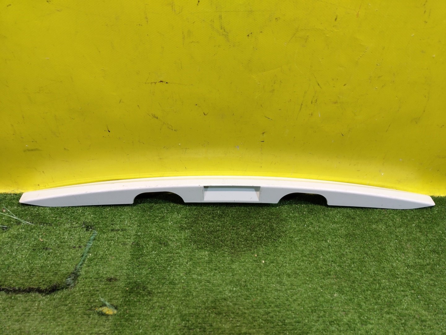 Hyundai Solaris 2010 для Накладка крышки багажника