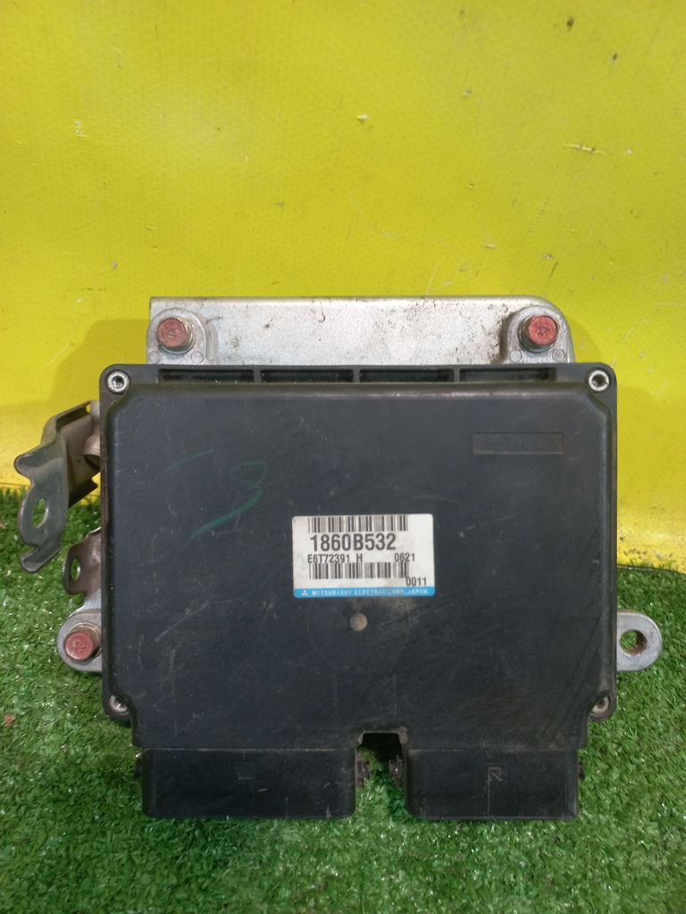Mitsubishi Lancer X (CY) 2007 для Блок управления двигателем