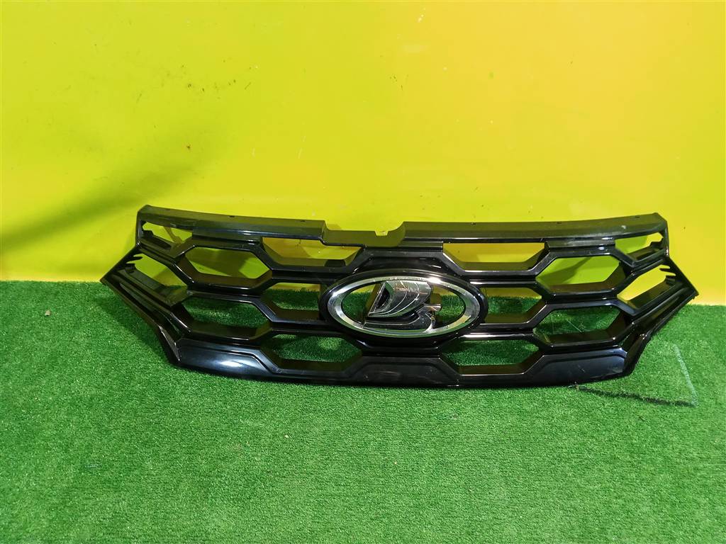 Lada Vesta NG Cross 2022- для Решетка радиатора