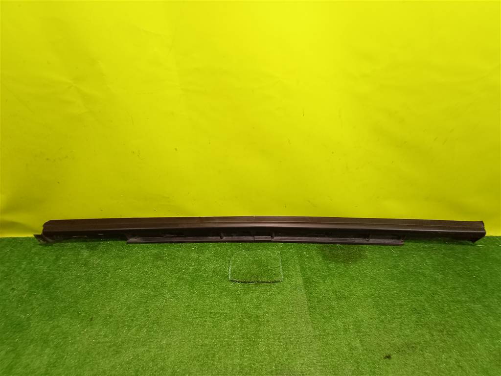 Mazda CX-5 KF 2017 для Накладка порога правая