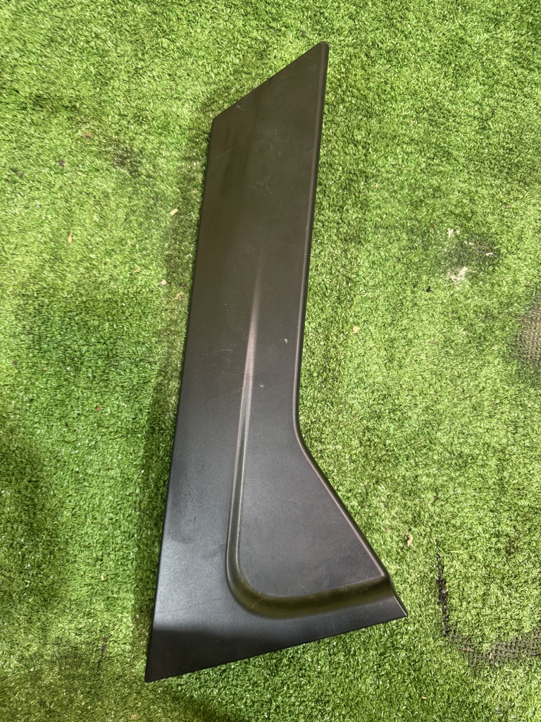 Renault Kaptur 2016  для Накладка двери задней правой