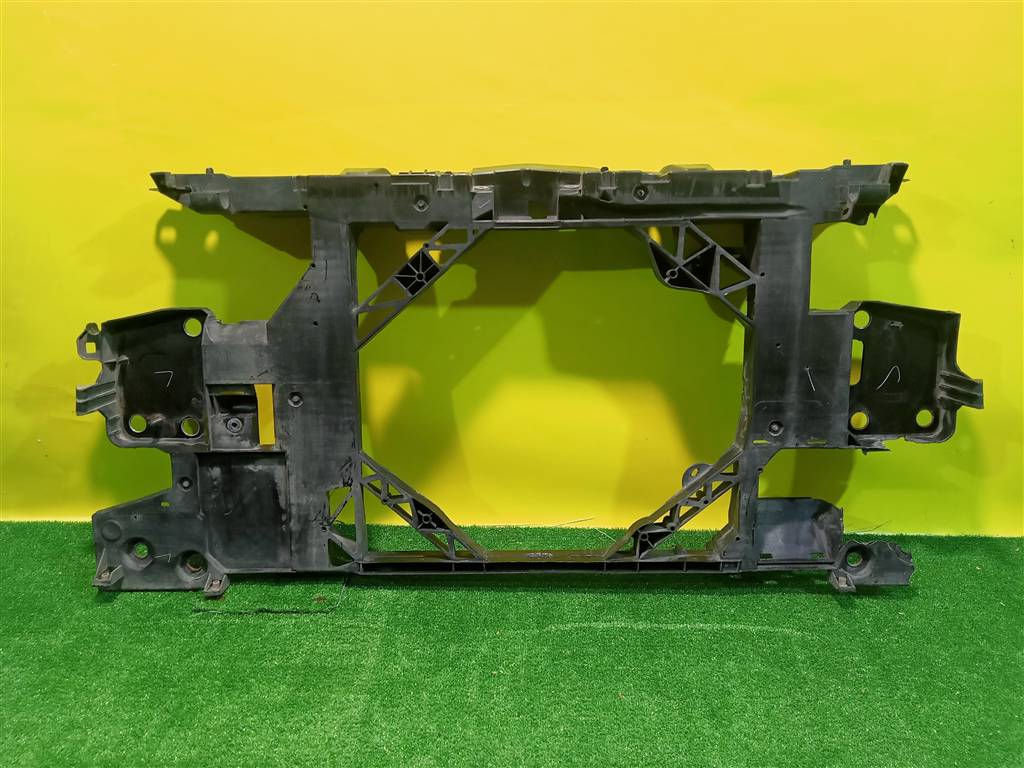 Renault Fluence 2009 для Панель передняя