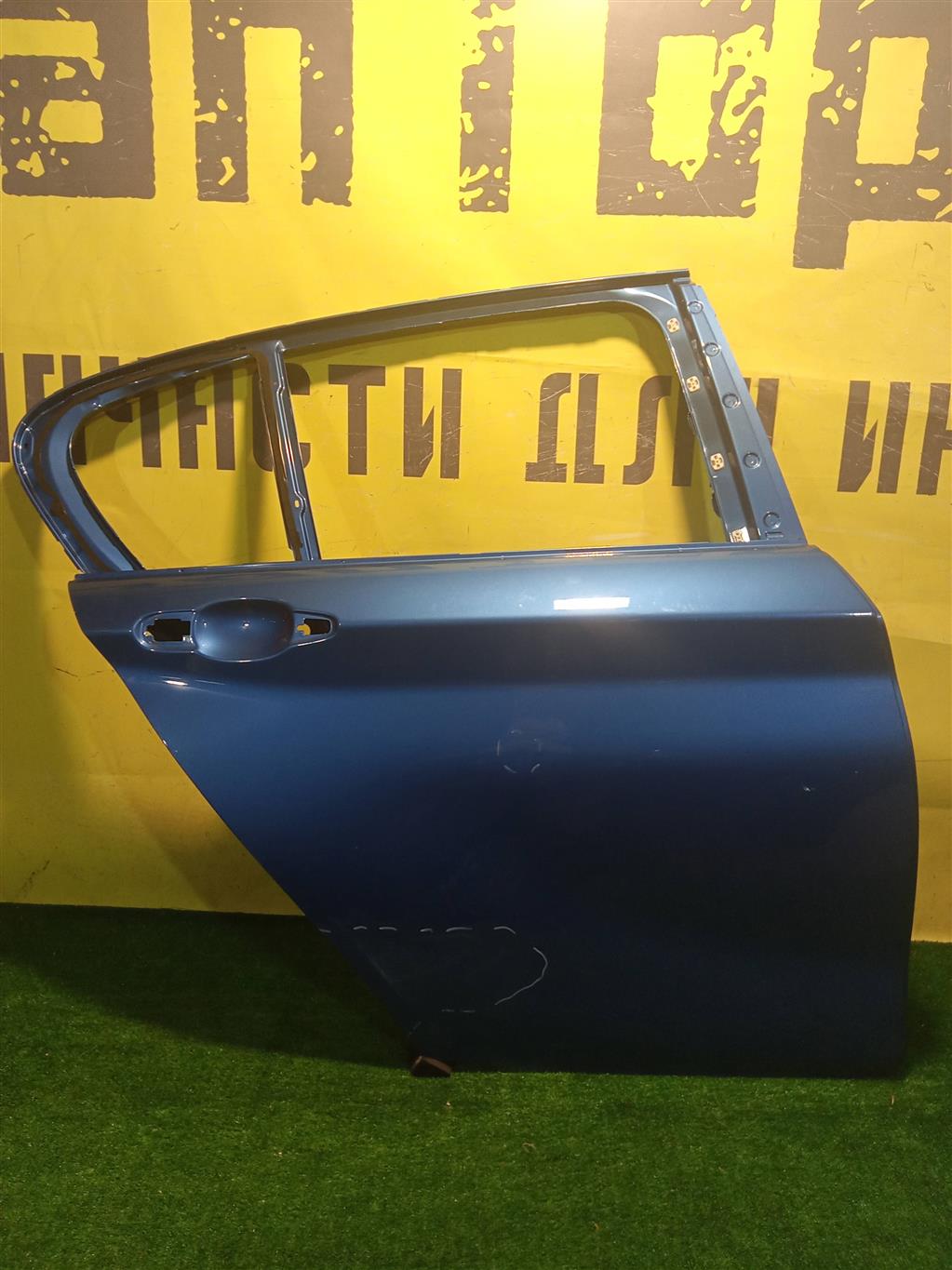 BMW 1 (F20) 2011 для Дверь задняя правая