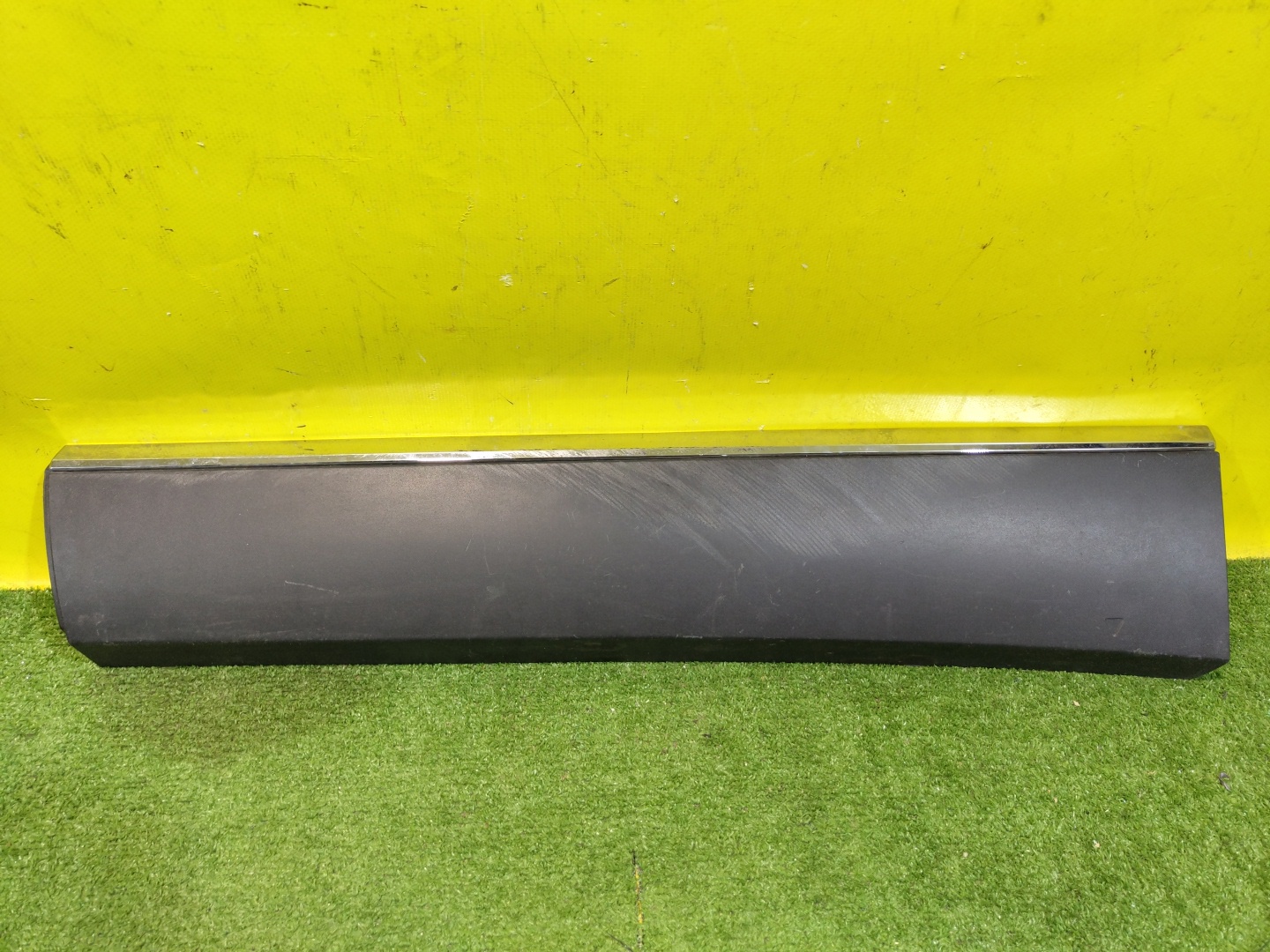 Renault Arkana 2018 для Накладка двери задней левой