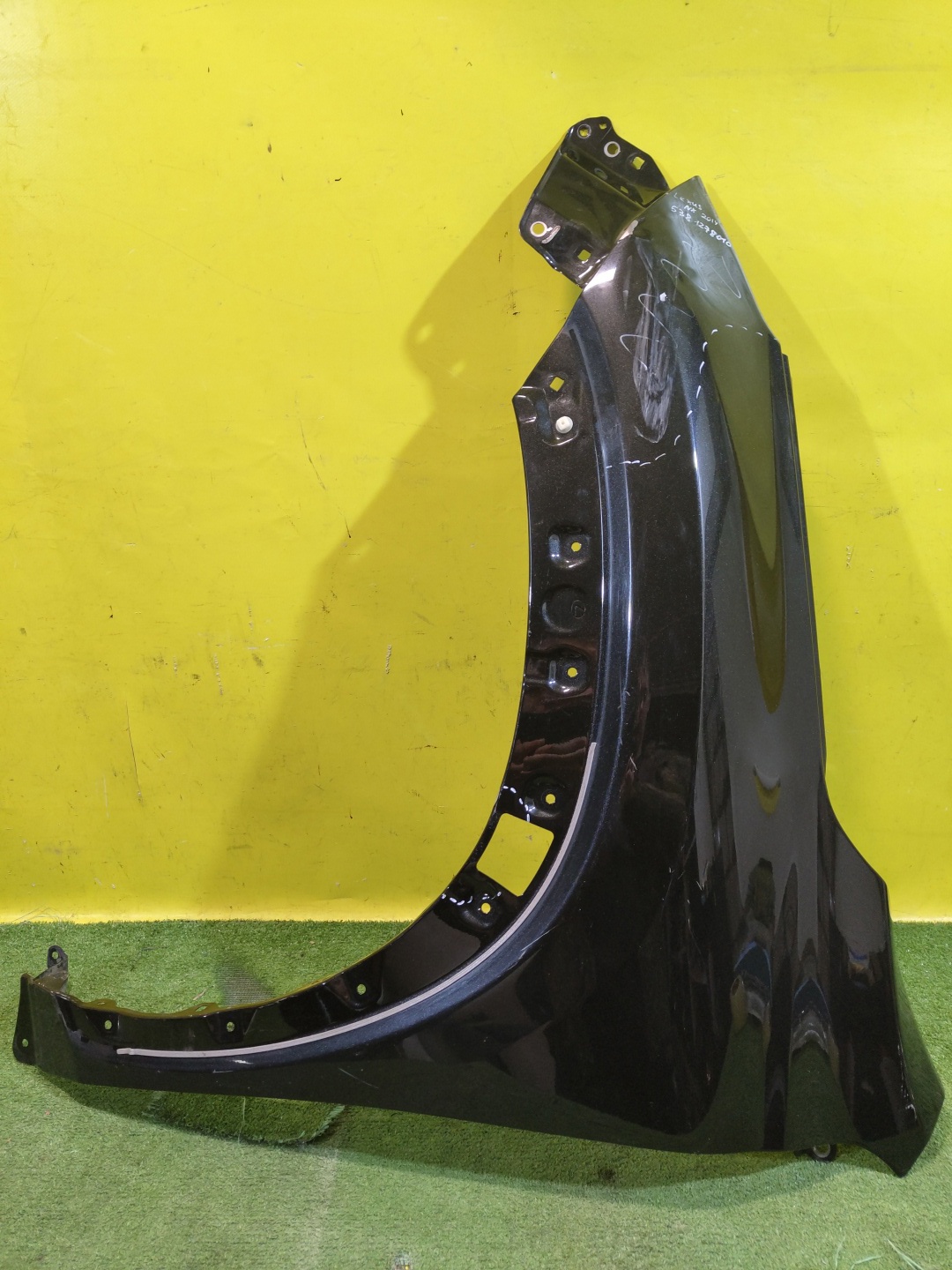 Lexus NX 2014 для Крыло переднее левое