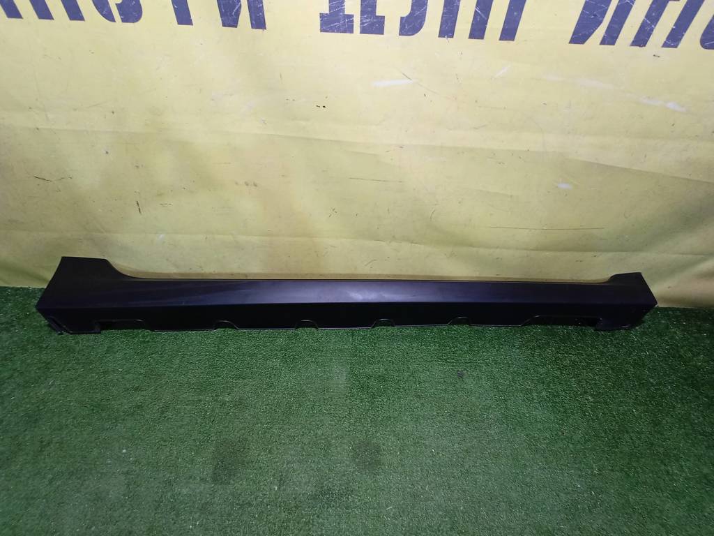 Kia Picanto 3 JA 2017 для Накладка порога правая