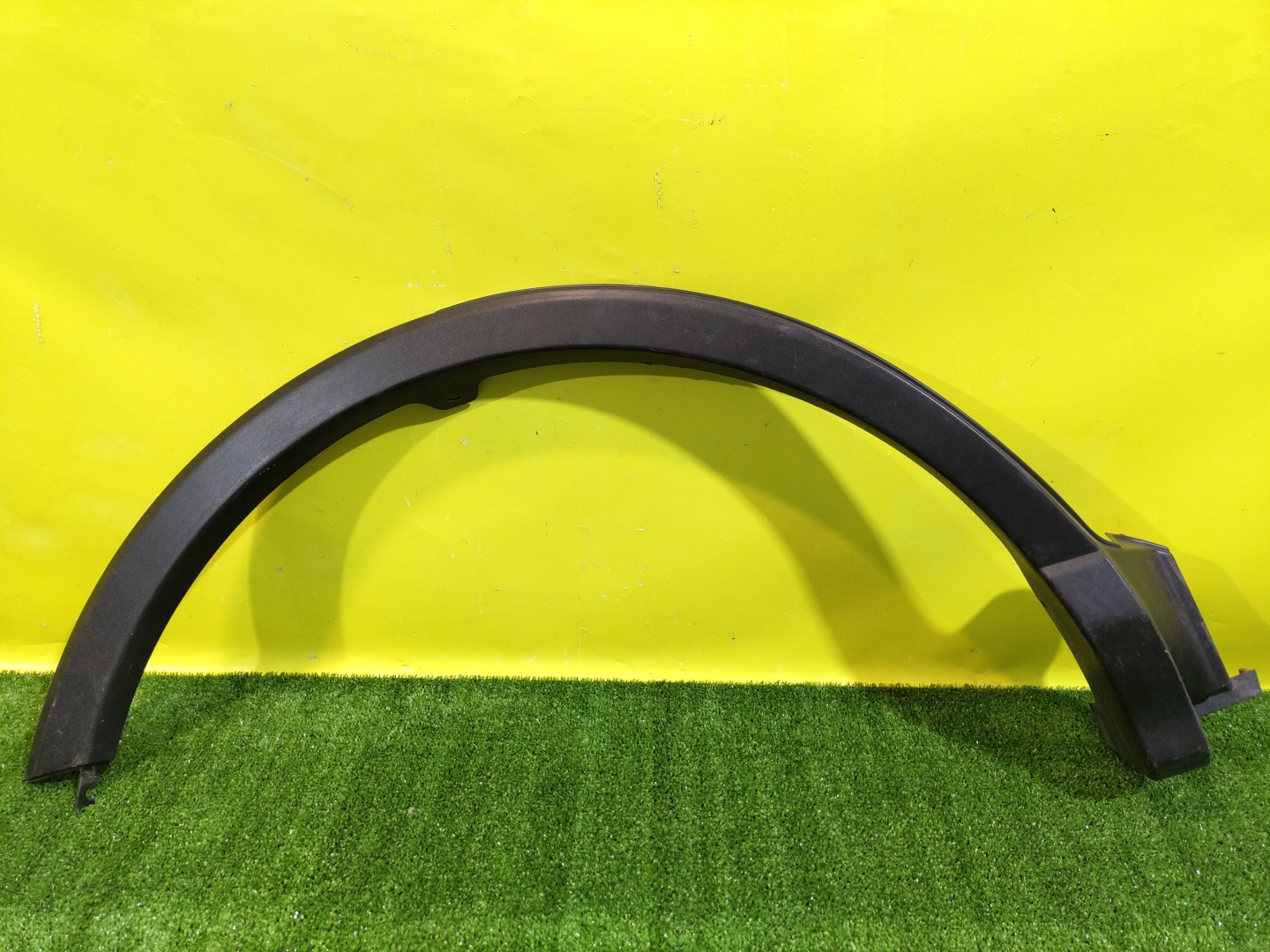 Toyota RAV4 2015 для Арка заднего крыла правая